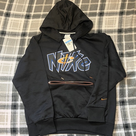 Nike 
Pull over hoody
Lil Penny Hardaway - Picture 2 of 12